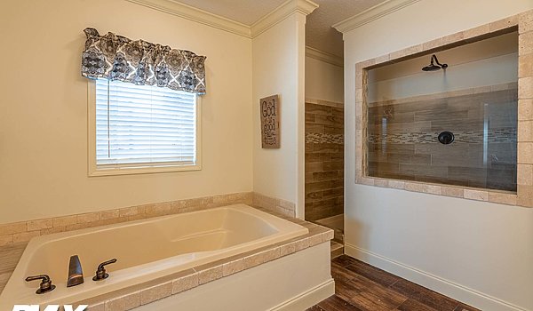 Woodland Series / Orchard House WL-9006B built by Deer